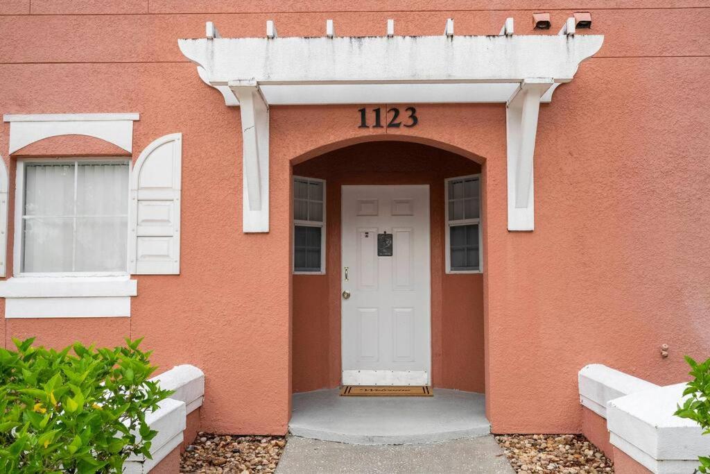 Cozy 3bed Townhome 8 Miles From 1123 Hébergement de vacances