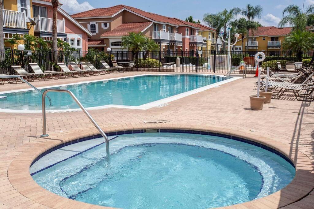 Cozy 3bed Townhome 8 Miles From 1123