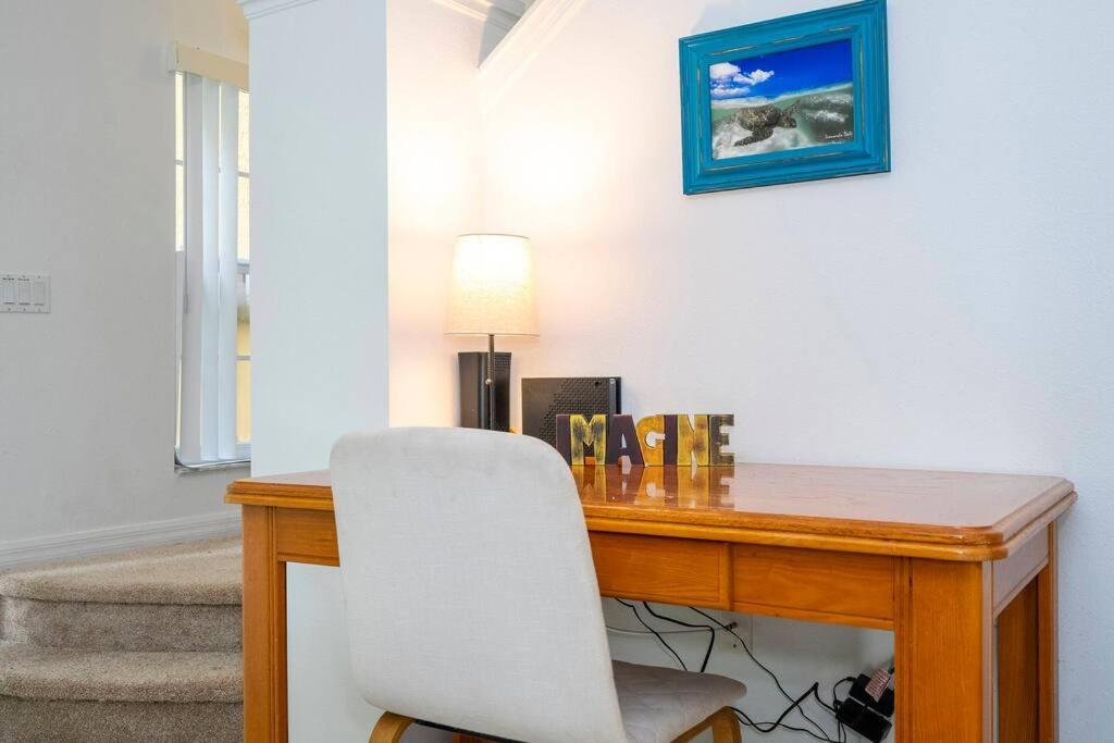 Hébergement de vacances Cozy 3bed Townhome 8 Miles From 1123 *