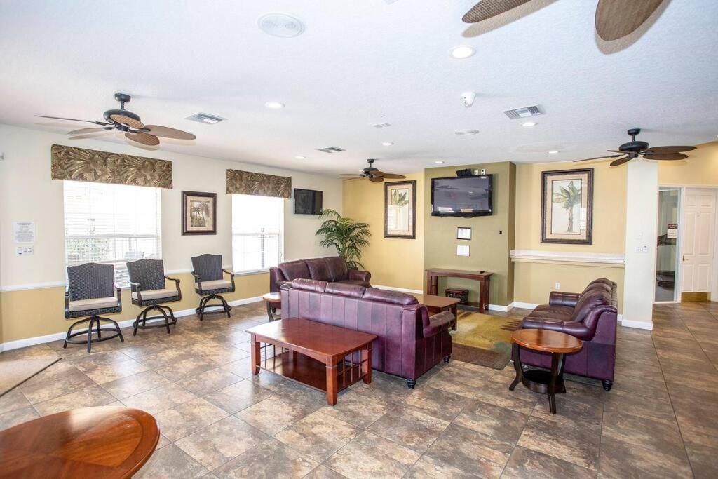 Cozy 3bed Townhome 8 Miles From 1123