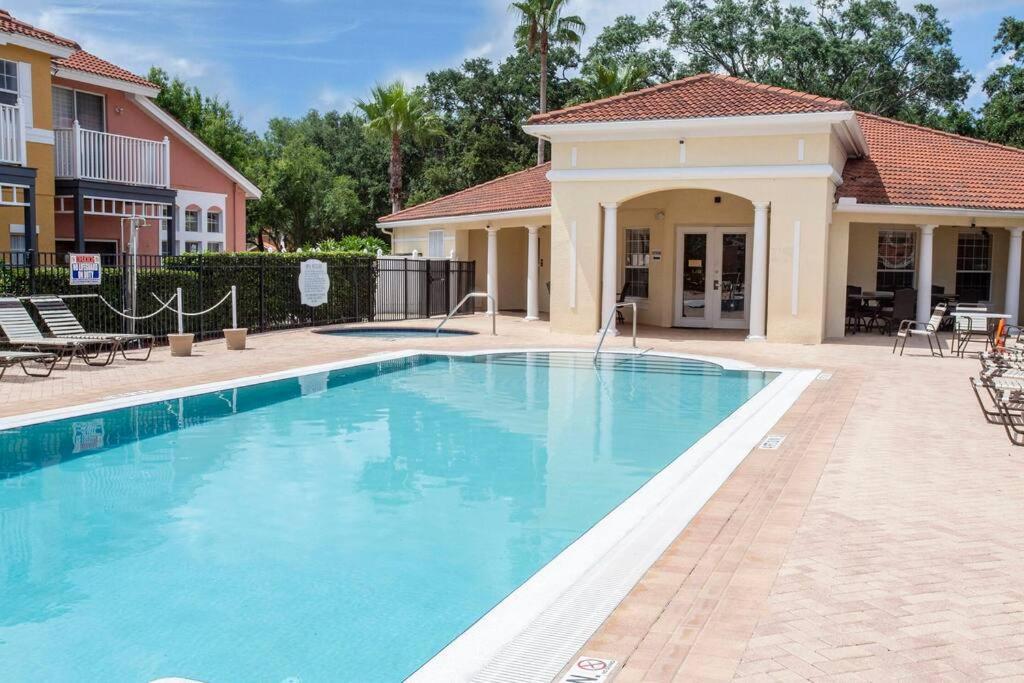 Ferienhaus Cozy 3bed Townhome 8 Miles From 1123